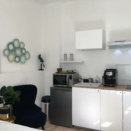 Appartement Le Bahia Centre La Breche Wifi Linge De Pressing